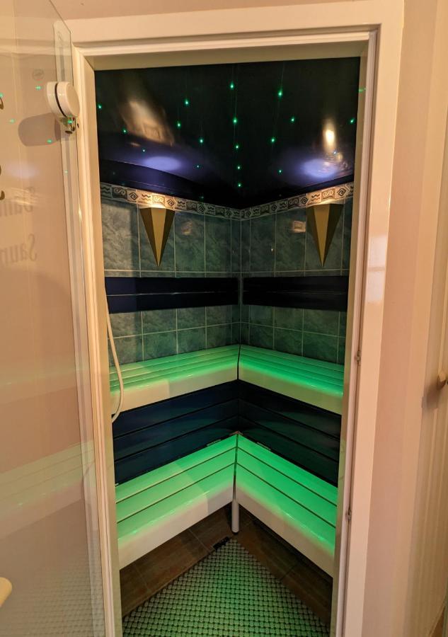 Fewo Goldstueck Mit Privatem Spa Und Whirlpool 그라페나우 외부 사진