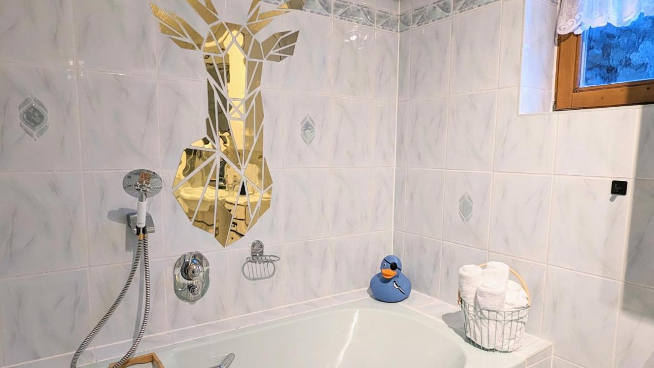 Fewo Goldstueck Mit Privatem Spa Und Whirlpool 그라페나우 외부 사진